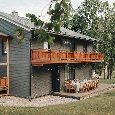 Sniegi Apartments With Sauna มาโดนา ภายนอก รูปภาพ