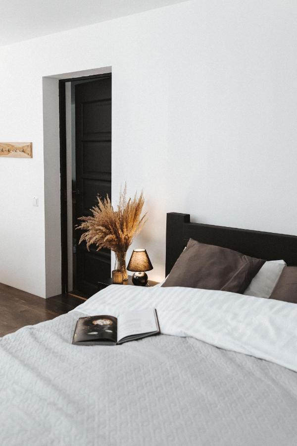 Sniegi Apartments With Sauna มาโดนา ภายนอก รูปภาพ